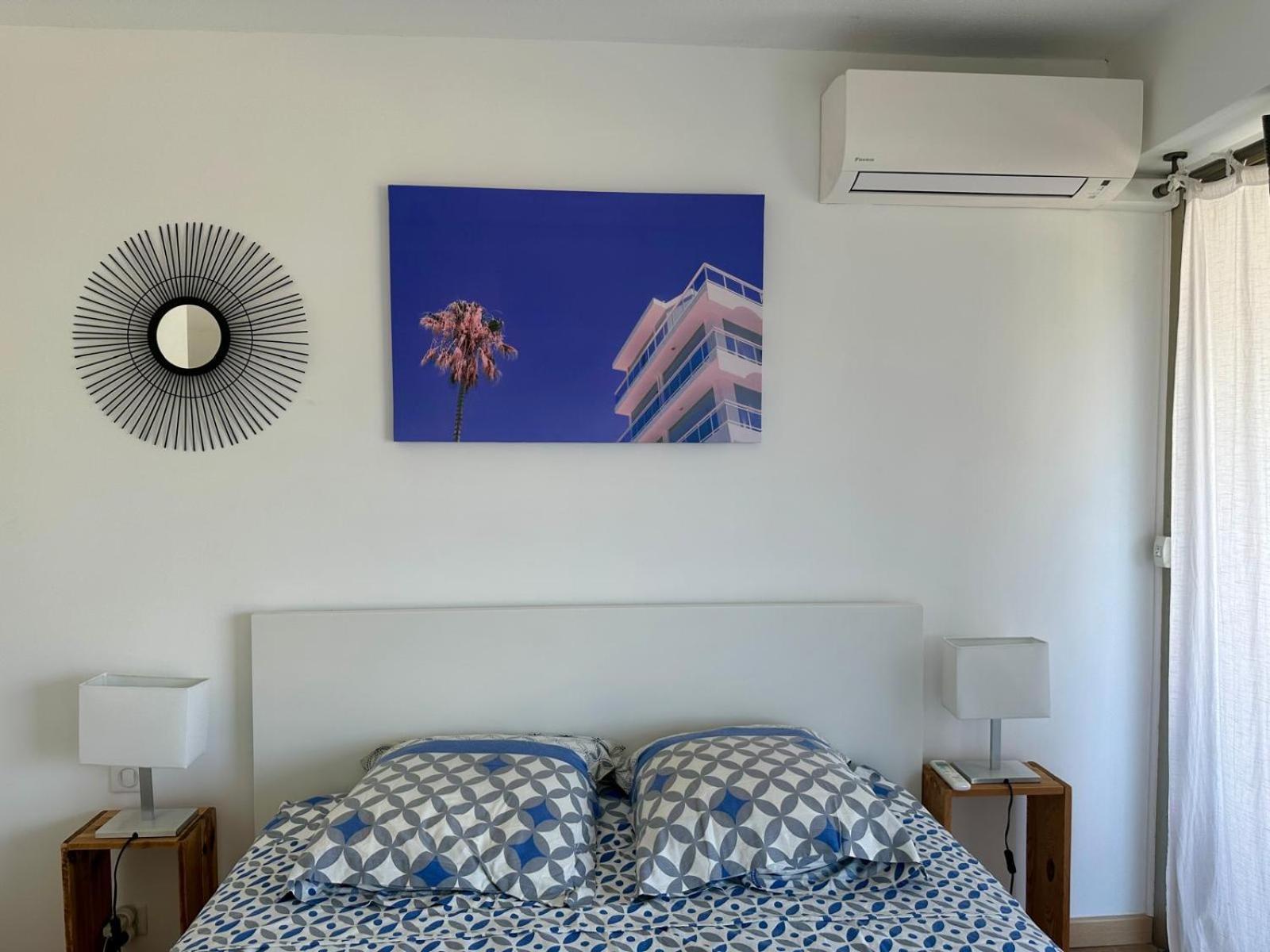 Appartement T3 De Standing Vue Mer Et Marina Мандельё-ла-Напуль Экстерьер фото