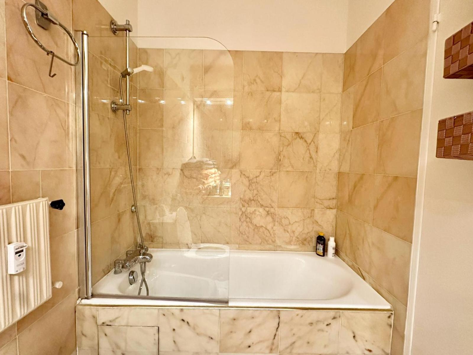 Appartement T3 De Standing Vue Mer Et Marina Мандельё-ла-Напуль Экстерьер фото