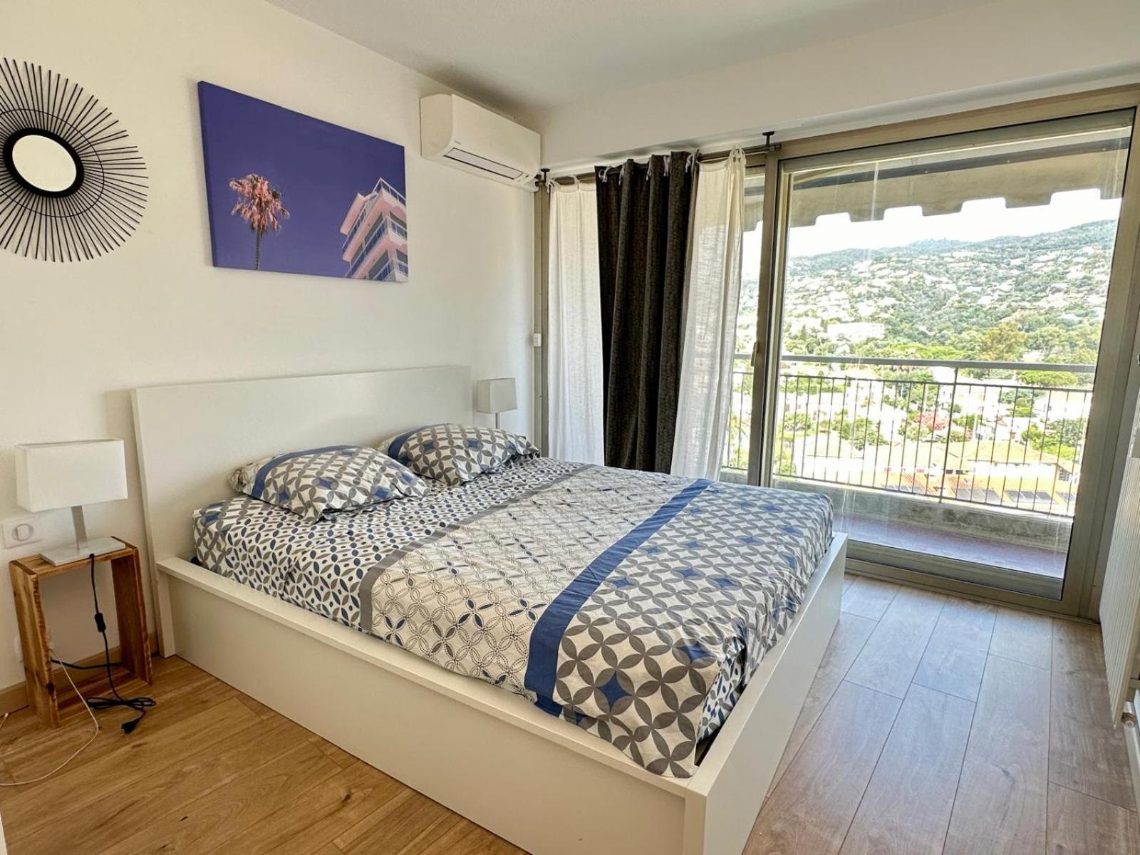 Appartement T3 De Standing Vue Mer Et Marina Мандельё-ла-Напуль Экстерьер фото